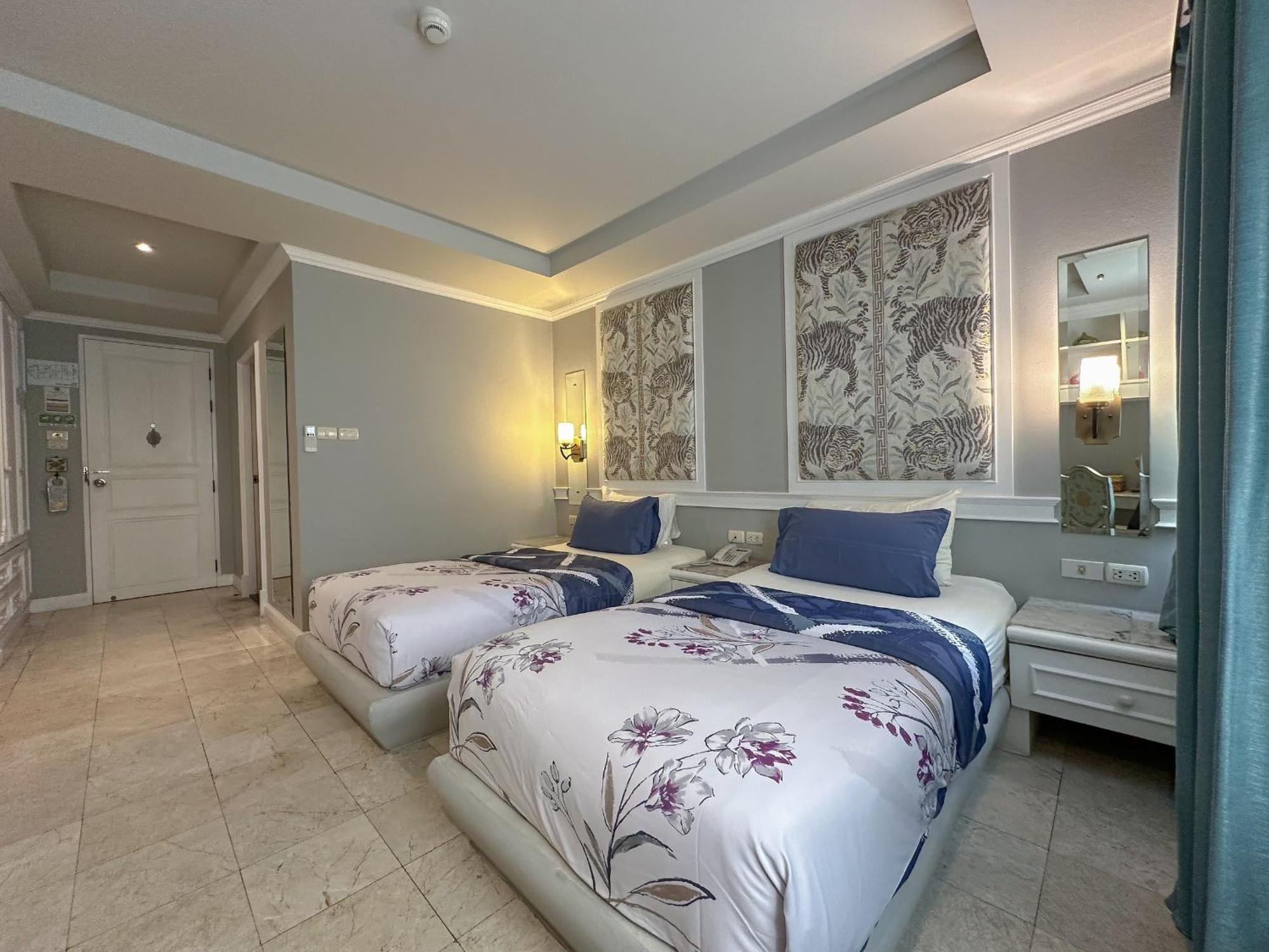 At Pingnakorn Nimman Hotel Чиангмай Экстерьер фото