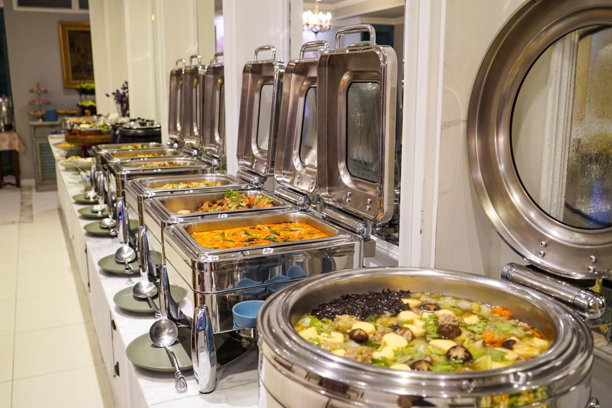 At Pingnakorn Nimman Hotel Чиангмай Экстерьер фото