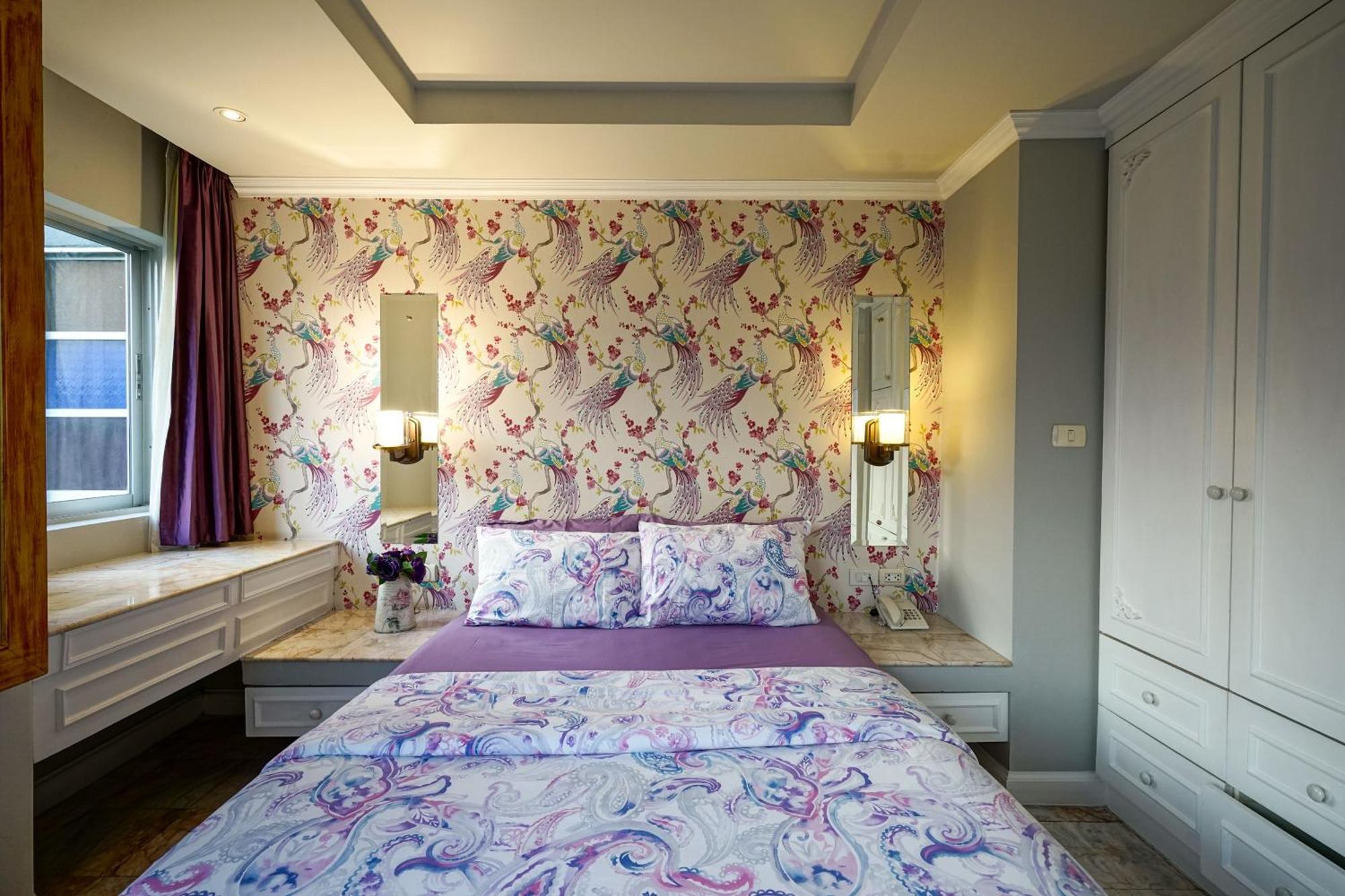 At Pingnakorn Nimman Hotel Чиангмай Экстерьер фото