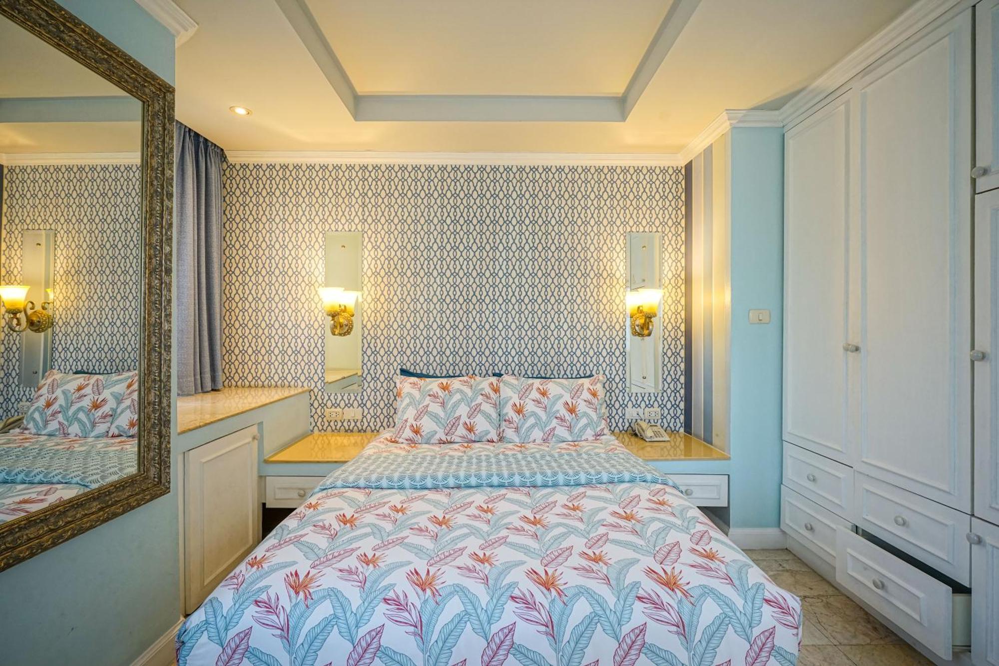 At Pingnakorn Nimman Hotel Чиангмай Экстерьер фото
