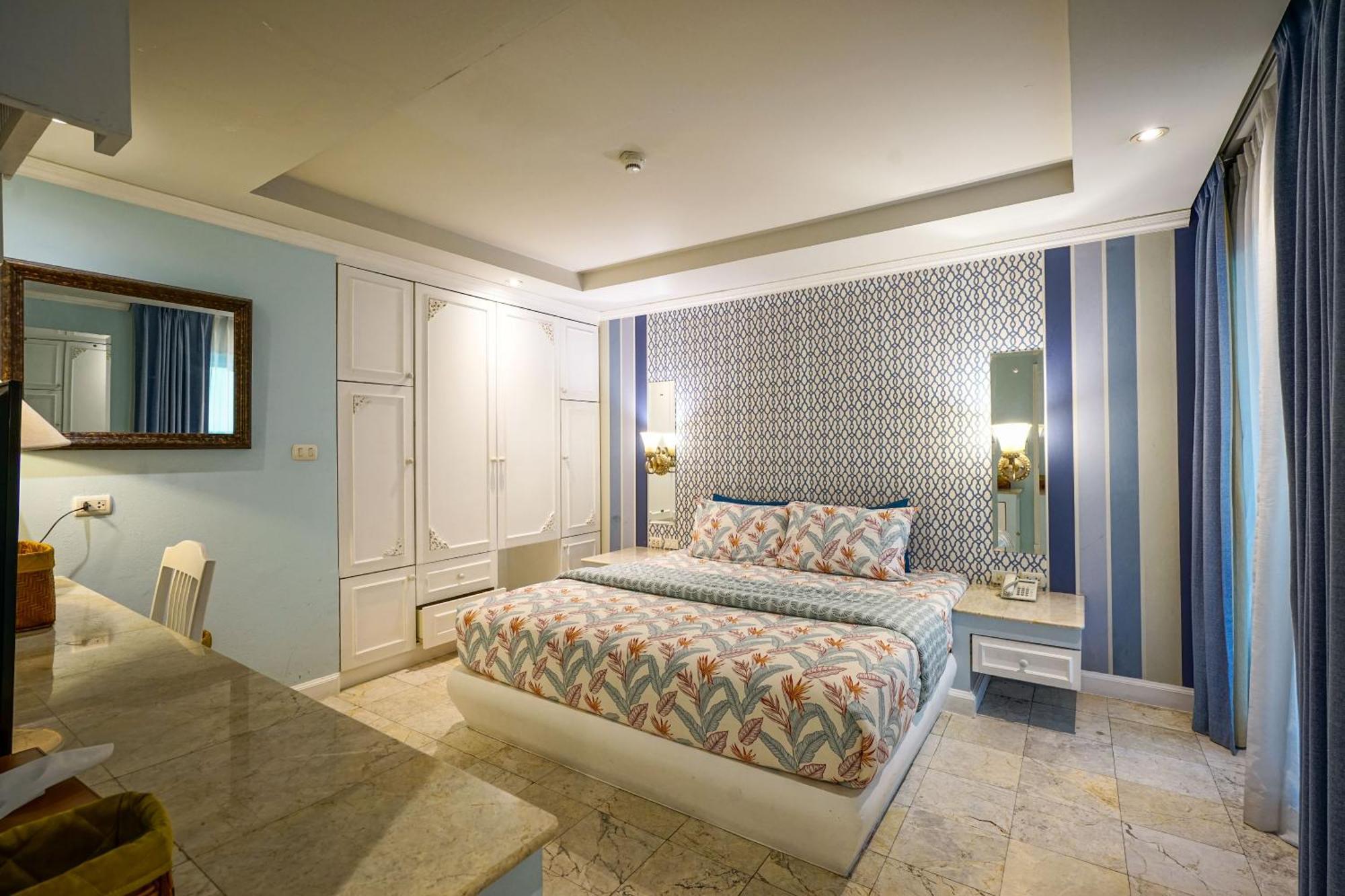 At Pingnakorn Nimman Hotel Чиангмай Экстерьер фото