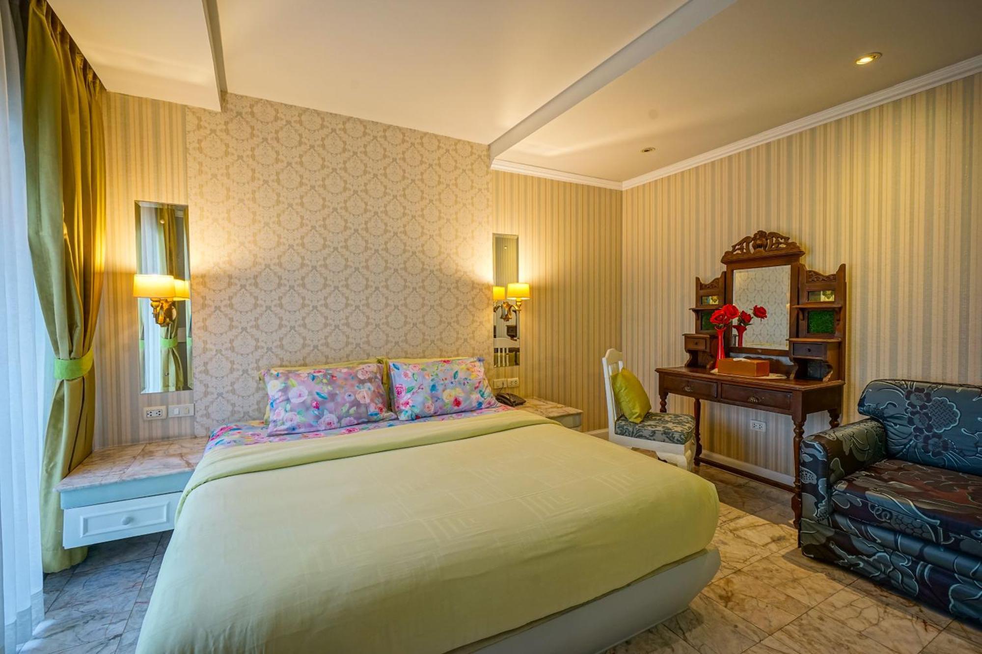 At Pingnakorn Nimman Hotel Чиангмай Экстерьер фото